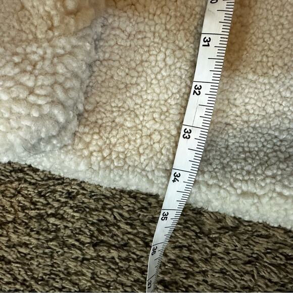 J. Crew women’s faux fur jacket size 24 cream - Picture 5 of 10